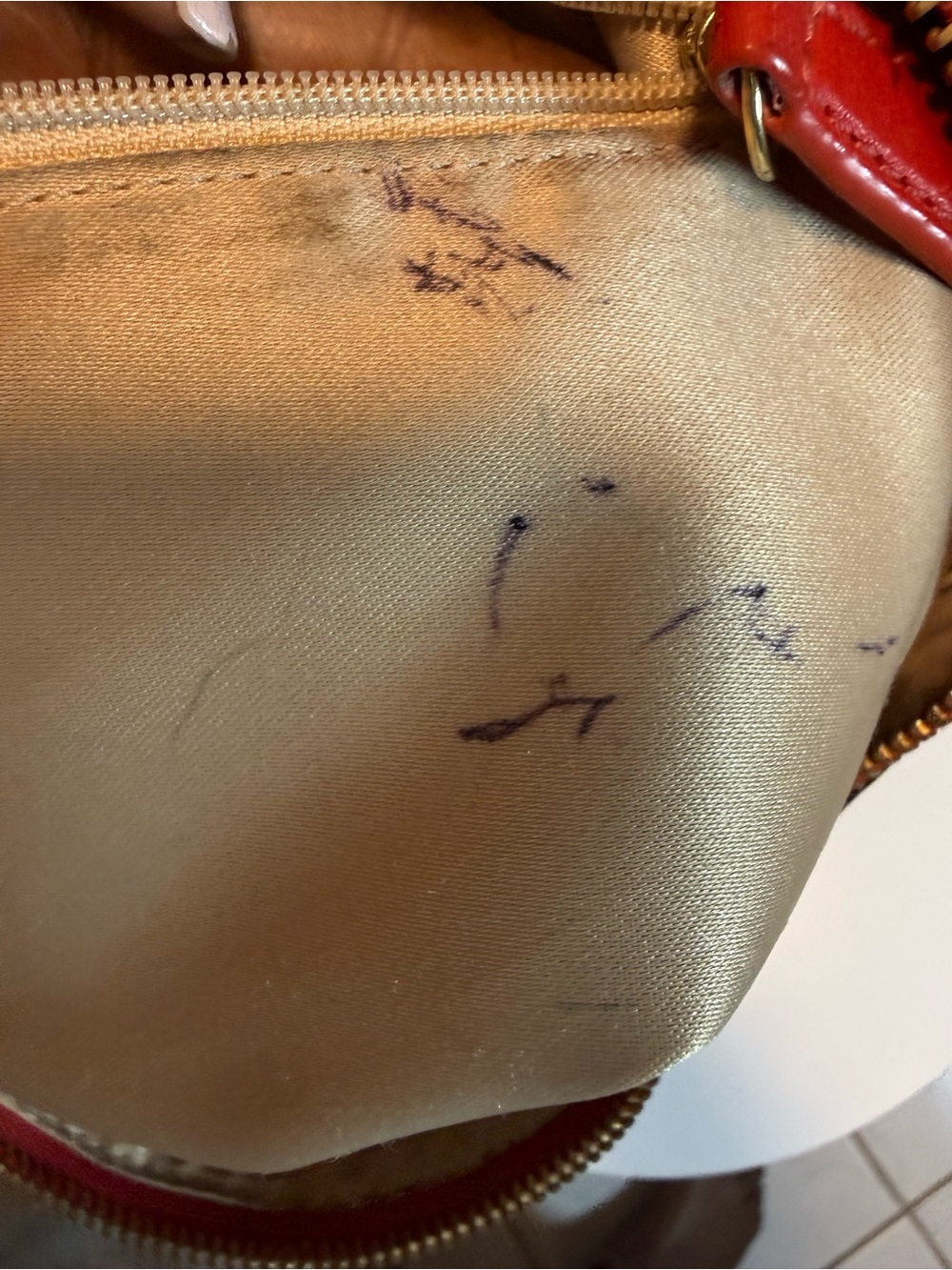 Vintage Coach Ashley Red Leather Tote Bag - Picture 10 of 12